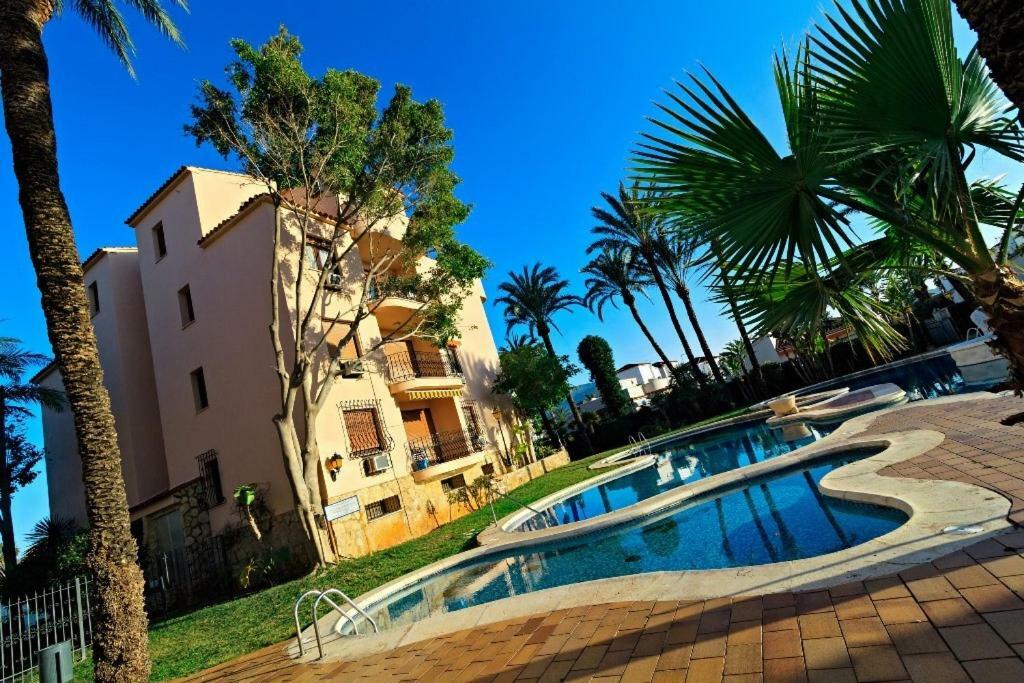 Estudio Capitán-Piscina Dénia Esterno foto