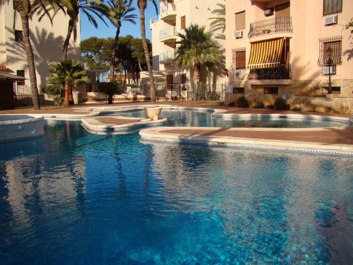 Estudio Capitán-Piscina Dénia Esterno foto